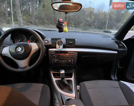 Черный БМВ 1 Серия, объемом двигателя 1.6 л и пробегом 311 тыс. км за 5200 $, фото 4 на Automoto.ua