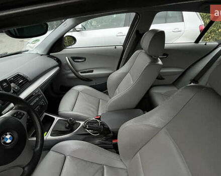 Черный БМВ 1 Серия, объемом двигателя 2 л и пробегом 313 тыс. км за 3060 $, фото 13 на Automoto.ua