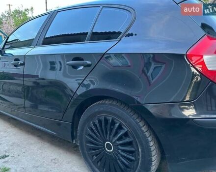 Черный БМВ 1 Серия, объемом двигателя 1.6 л и пробегом 227 тыс. км за 4450 $, фото 11 на Automoto.ua