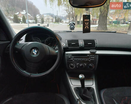 Черный БМВ 1 Серия, объемом двигателя 1.6 л и пробегом 296 тыс. км за 4700 $, фото 18 на Automoto.ua