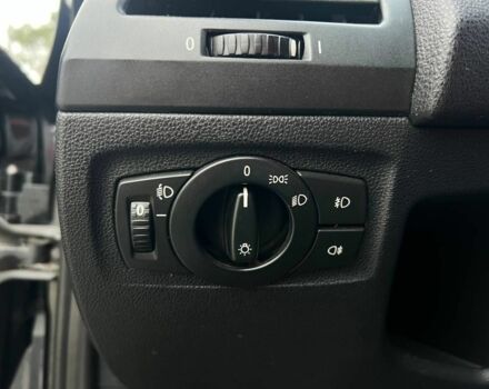 Черный БМВ 1 Серия, объемом двигателя 1.6 л и пробегом 250 тыс. км за 5300 $, фото 13 на Automoto.ua