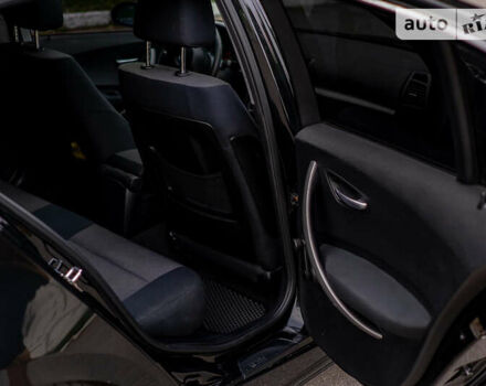 Черный БМВ 1 Серия, объемом двигателя 2 л и пробегом 194 тыс. км за 7200 $, фото 12 на Automoto.ua