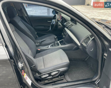 Черный БМВ 1 Серия, объемом двигателя 2 л и пробегом 398 тыс. км за 5550 $, фото 20 на Automoto.ua