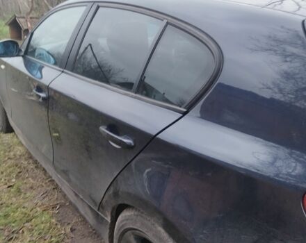 Чорний БМВ 1 Серія, об'ємом двигуна 2 л та пробігом 270 тис. км за 4000 $, фото 3 на Automoto.ua