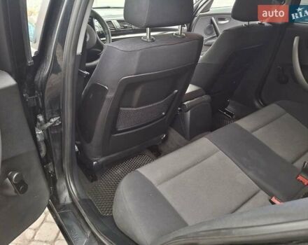 Черный БМВ 1 Серия, объемом двигателя 1.6 л и пробегом 247 тыс. км за 4400 $, фото 3 на Automoto.ua