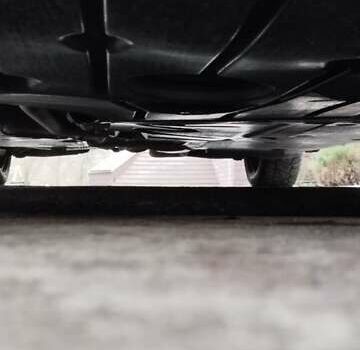 Черный БМВ 1 Серия, объемом двигателя 2 л и пробегом 205 тыс. км за 5600 $, фото 14 на Automoto.ua