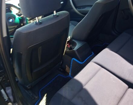 Черный БМВ 1 Серия, объемом двигателя 1.6 л и пробегом 230 тыс. км за 5100 $, фото 11 на Automoto.ua