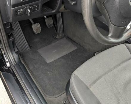 Чорний БМВ 1 Серія, об'ємом двигуна 1.6 л та пробігом 238 тис. км за 6400 $, фото 26 на Automoto.ua