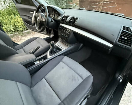 Чорний БМВ 1 Серія, об'ємом двигуна 1.6 л та пробігом 291 тис. км за 3100 $, фото 15 на Automoto.ua