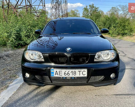 Черный БМВ 1 Серия, объемом двигателя 1.6 л и пробегом 247 тыс. км за 8800 $, фото 5 на Automoto.ua