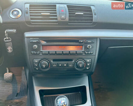 Черный БМВ 1 Серия, объемом двигателя 2 л и пробегом 275 тыс. км за 5800 $, фото 10 на Automoto.ua