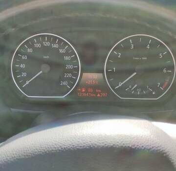 Черный БМВ 1 Серия, объемом двигателя 1.6 л и пробегом 124 тыс. км за 5800 $, фото 4 на Automoto.ua