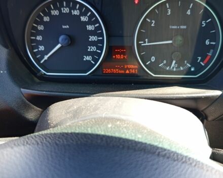 Черный БМВ 1 Серия, объемом двигателя 1.6 л и пробегом 230 тыс. км за 5100 $, фото 15 на Automoto.ua