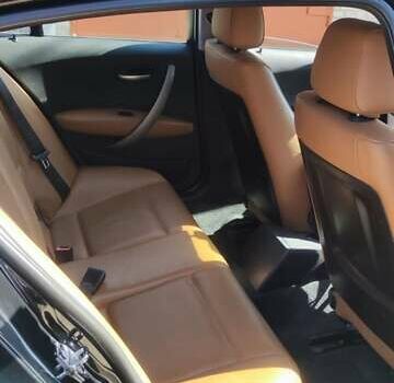 Черный БМВ 1 Серия, объемом двигателя 1.6 л и пробегом 124 тыс. км за 5800 $, фото 6 на Automoto.ua