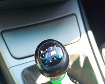 Черный БМВ 1 Серия, объемом двигателя 1.6 л и пробегом 230 тыс. км за 5600 $, фото 12 на Automoto.ua