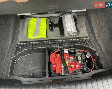 Черный БМВ 1 Серия, объемом двигателя 2 л и пробегом 229 тыс. км за 7750 $, фото 14 на Automoto.ua