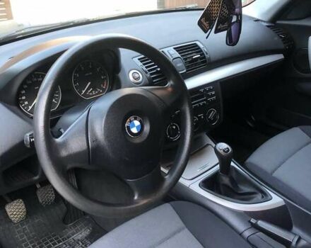 Черный БМВ 1 Серия, объемом двигателя 1.6 л и пробегом 245 тыс. км за 5600 $, фото 6 на Automoto.ua