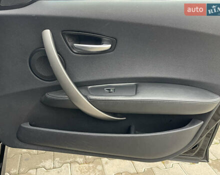 Черный БМВ 1 Серия, объемом двигателя 2 л и пробегом 229 тыс. км за 7750 $, фото 30 на Automoto.ua