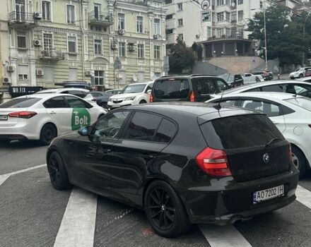 Черный БМВ 1 Серия, объемом двигателя 1.6 л и пробегом 230 тыс. км за 6500 $, фото 7 на Automoto.ua