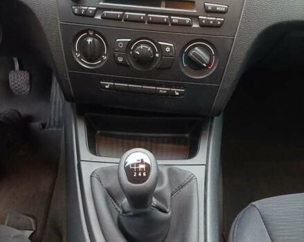 Черный БМВ 1 Серия, объемом двигателя 2 л и пробегом 307 тыс. км за 5800 $, фото 35 на Automoto.ua