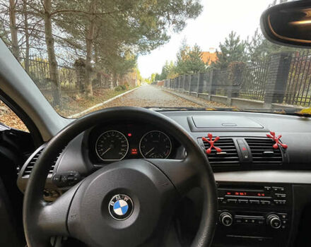 Черный БМВ 1 Серия, объемом двигателя 1.6 л и пробегом 219 тыс. км за 5000 $, фото 13 на Automoto.ua