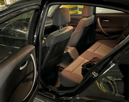 Чорний БМВ 1 Серія, об'ємом двигуна 2 л та пробігом 214 тис. км за 7500 $, фото 18 на Automoto.ua