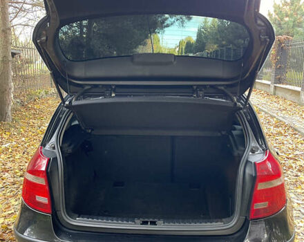 Черный БМВ 1 Серия, объемом двигателя 1.6 л и пробегом 219 тыс. км за 5000 $, фото 18 на Automoto.ua