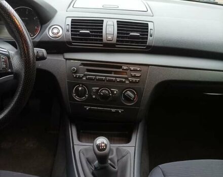 Черный БМВ 1 Серия, объемом двигателя 2 л и пробегом 307 тыс. км за 5800 $, фото 32 на Automoto.ua