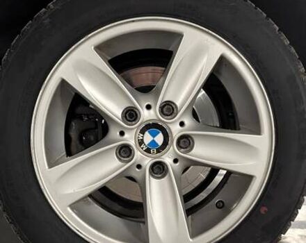 Черный БМВ 1 Серия, объемом двигателя 2 л и пробегом 284 тыс. км за 6900 $, фото 11 на Automoto.ua