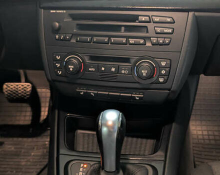 Черный БМВ 1 Серия, объемом двигателя 2 л и пробегом 284 тыс. км за 6900 $, фото 4 на Automoto.ua