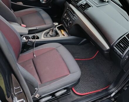 Черный БМВ 1 Серия, объемом двигателя 2 л и пробегом 213 тыс. км за 6800 $, фото 6 на Automoto.ua