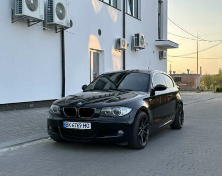 Черный БМВ 1 Серия, объемом двигателя 2 л и пробегом 308 тыс. км за 7200 $, фото 3 на Automoto.ua