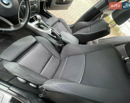 Черный БМВ 1 Серия, объемом двигателя 1.6 л и пробегом 315 тыс. км за 5550 $, фото 32 на Automoto.ua