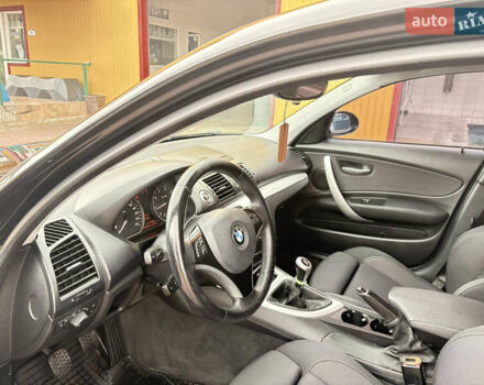 Черный БМВ 1 Серия, объемом двигателя 1.6 л и пробегом 315 тыс. км за 5550 $, фото 26 на Automoto.ua