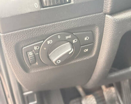 Черный БМВ 1 Серия, объемом двигателя 1.6 л и пробегом 315 тыс. км за 5550 $, фото 24 на Automoto.ua