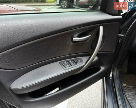 Черный БМВ 1 Серия, объемом двигателя 0 л и пробегом 144 тыс. км за 7500 $, фото 7 на Automoto.ua