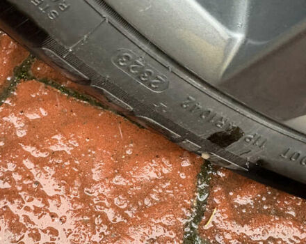 Черный БМВ 1 Серия, объемом двигателя 1.6 л и пробегом 315 тыс. км за 5550 $, фото 18 на Automoto.ua