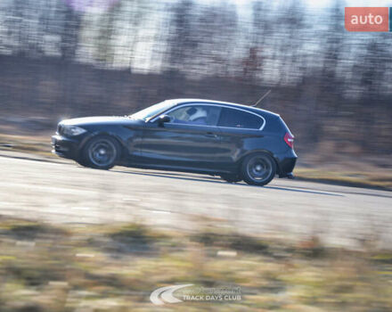 Черный БМВ 1 Серия, объемом двигателя 2 л и пробегом 312 тыс. км за 6900 $, фото 8 на Automoto.ua