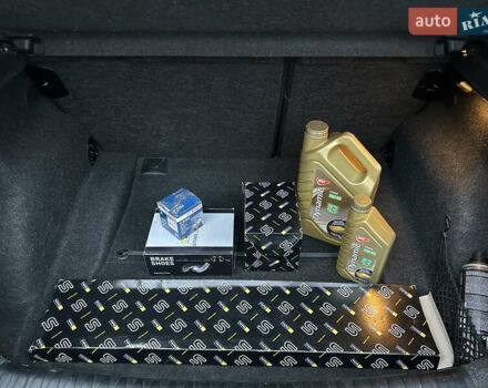 Черный БМВ 1 Серия, объемом двигателя 2 л и пробегом 325 тыс. км за 6150 $, фото 1 на Automoto.ua