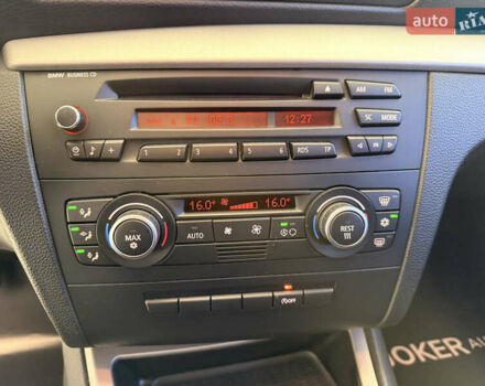 Черный БМВ 1 Серия, объемом двигателя 2 л и пробегом 258 тыс. км за 6200 $, фото 22 на Automoto.ua