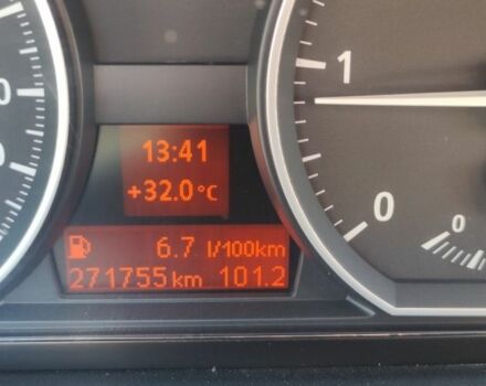 Черный БМВ 1 Серия, объемом двигателя 2 л и пробегом 273 тыс. км за 7600 $, фото 6 на Automoto.ua