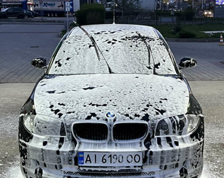 Черный БМВ 1 Серия, объемом двигателя 2 л и пробегом 87 тыс. км за 10500 $, фото 7 на Automoto.ua