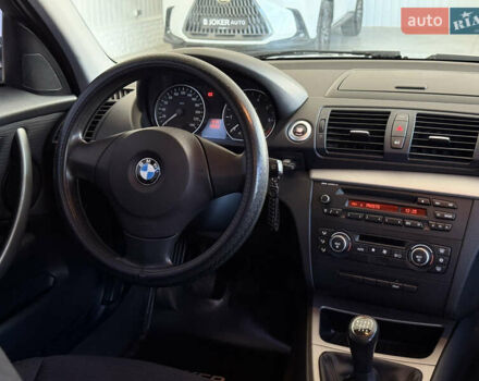Черный БМВ 1 Серия, объемом двигателя 2 л и пробегом 258 тыс. км за 6200 $, фото 16 на Automoto.ua