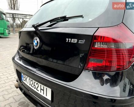 Чорний БМВ 1 Серія, об'ємом двигуна 2 л та пробігом 355 тис. км за 7500 $, фото 7 на Automoto.ua