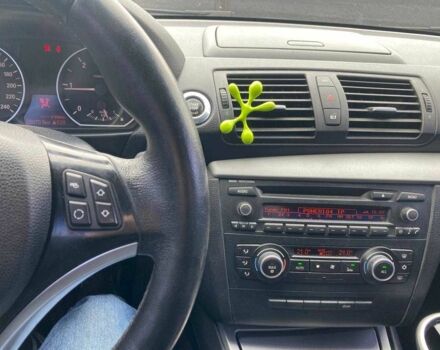 Черный БМВ 1 Серия, объемом двигателя 2 л и пробегом 289 тыс. км за 5700 $, фото 22 на Automoto.ua