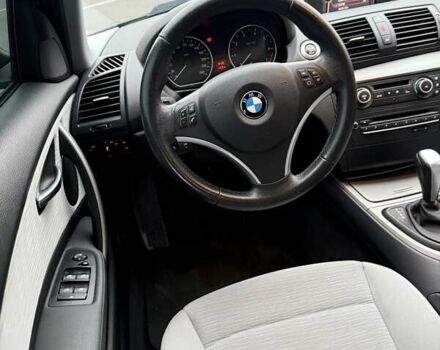 Черный БМВ 1 Серия, объемом двигателя 2 л и пробегом 213 тыс. км за 7350 $, фото 9 на Automoto.ua