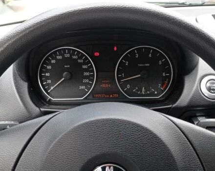 Черный БМВ 1 Серия, объемом двигателя 2 л и пробегом 195 тыс. км за 6300 $, фото 3 на Automoto.ua