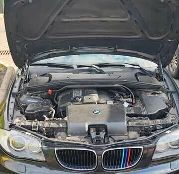 Черный БМВ 1 Серия, объемом двигателя 2 л и пробегом 276 тыс. км за 9850 $, фото 21 на Automoto.ua