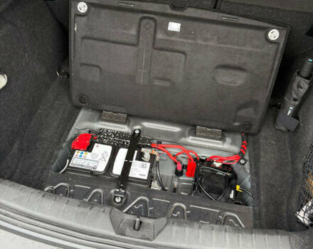 Черный БМВ 1 Серия, объемом двигателя 2 л и пробегом 270 тыс. км за 11000 $, фото 11 на Automoto.ua