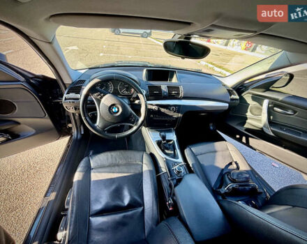 Черный БМВ 1 Серия, объемом двигателя 2 л и пробегом 282 тыс. км за 7400 $, фото 5 на Automoto.ua